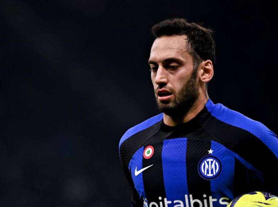 Calhanoglu rinnova con l'Inter