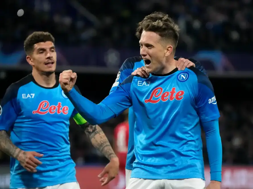Napoli ai quarti di finale di Champions League