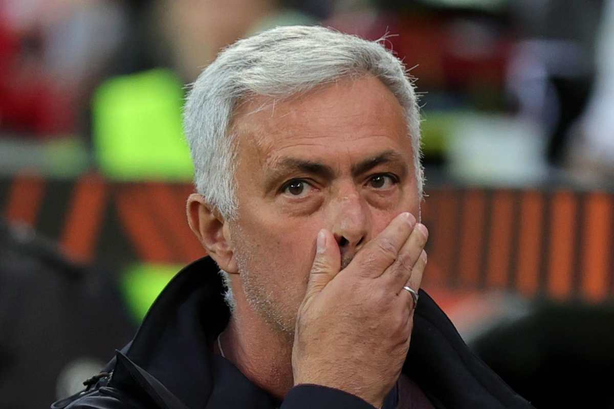 José Mourinho. (ansa-tvplay)