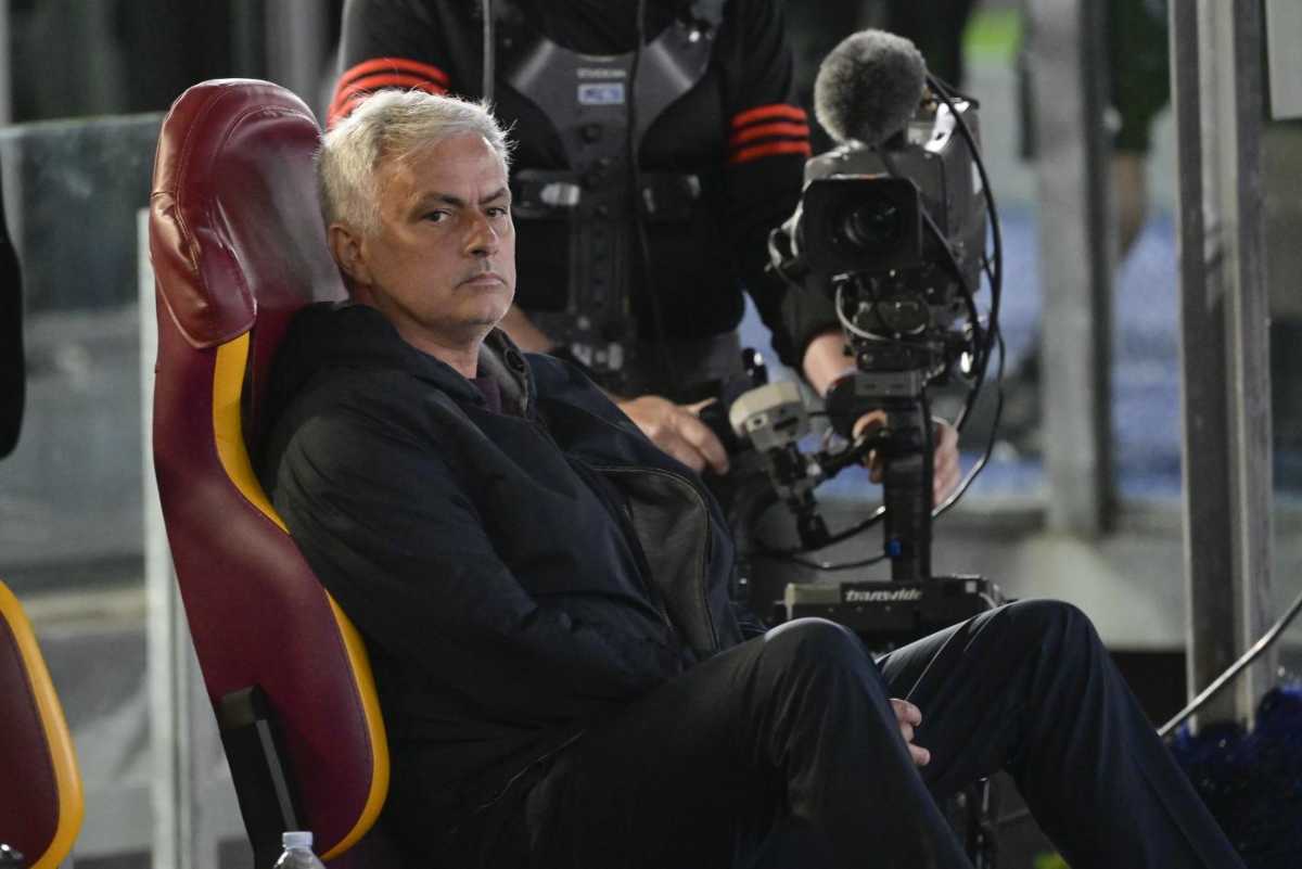 Mourinho via da Roma