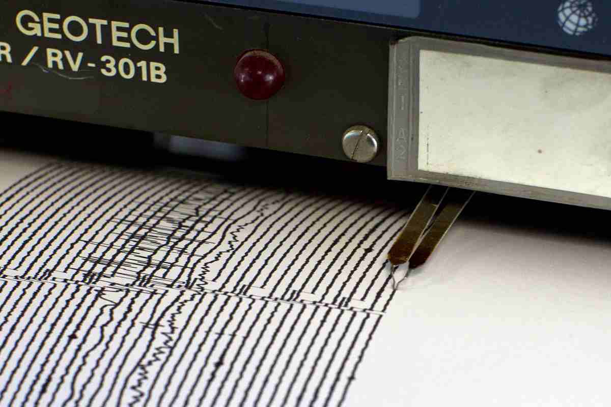 Napoli terremoto gol Olivera