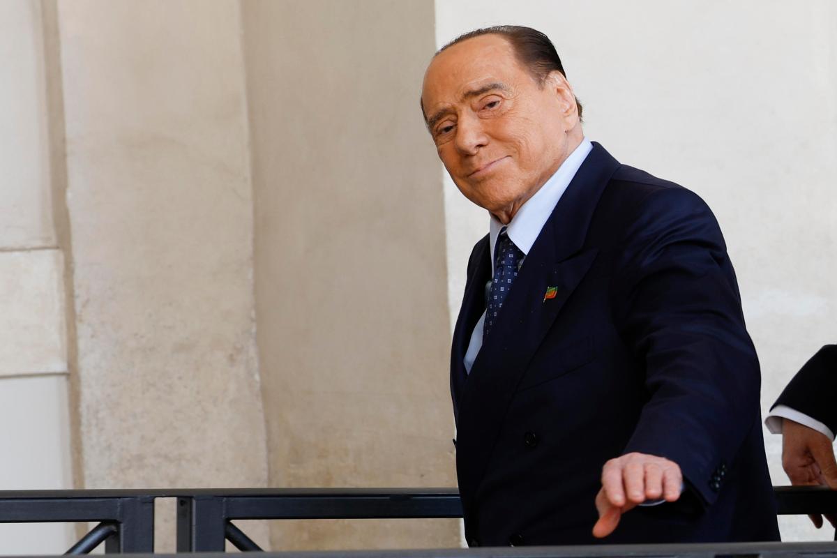 Berlusconi, nuovo ricovero al San Raffaele