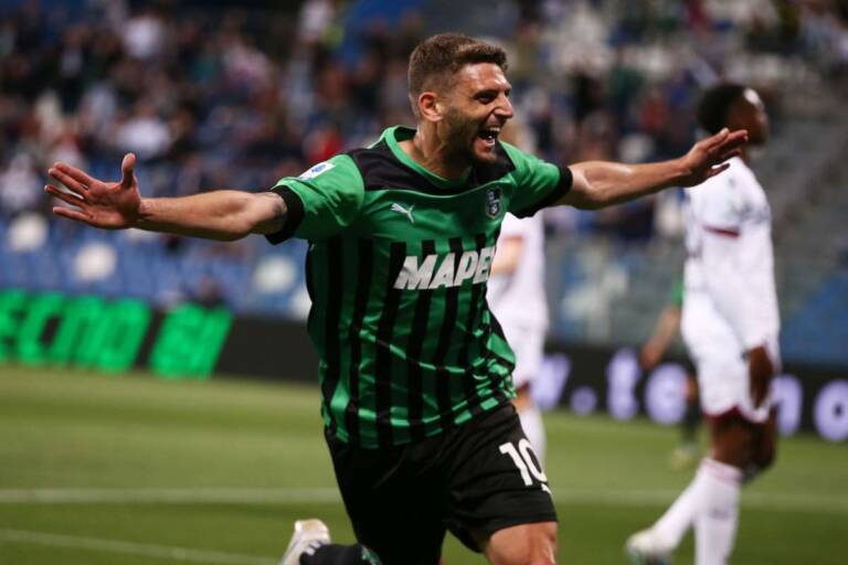 - (LaPresse, TvPlay) (1)