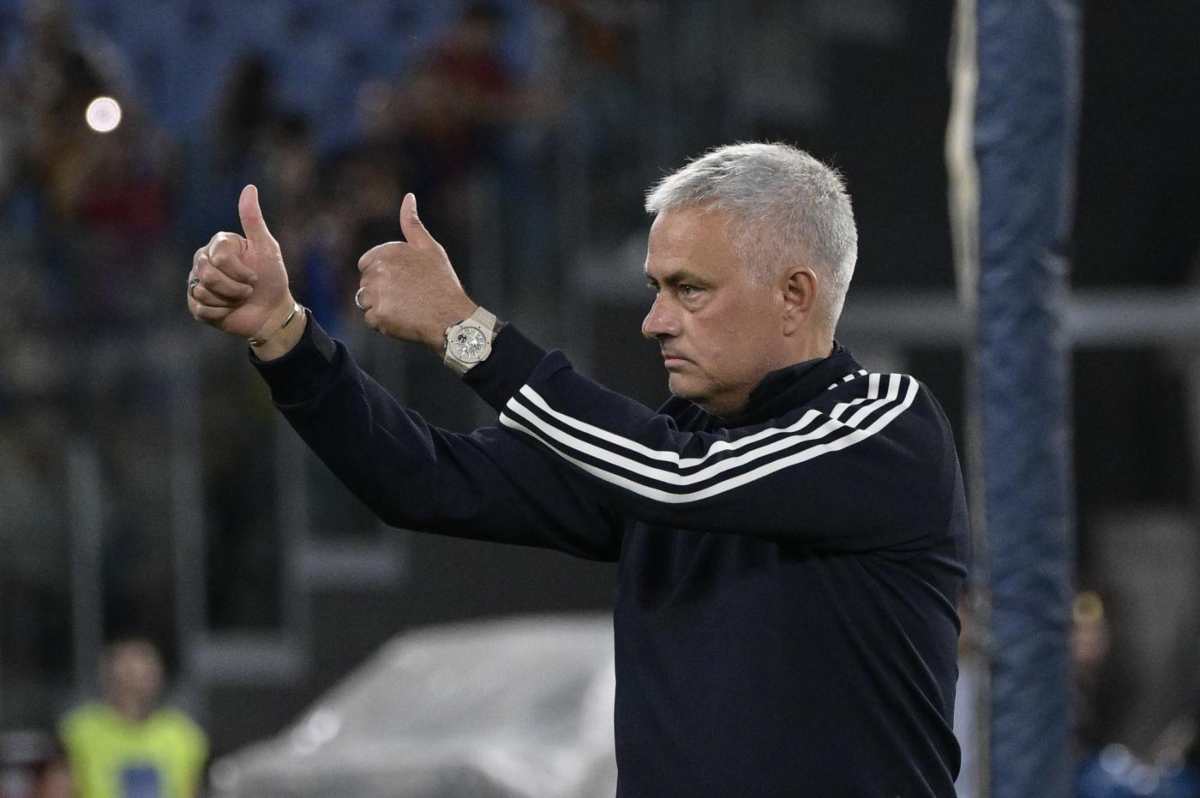 Mourinho vuole un centrale