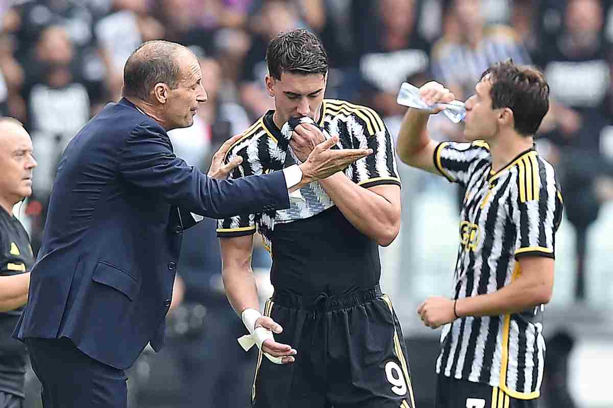 Allegri, Vlahovic e Chiesa, Juventus. (ansa-tvplay)