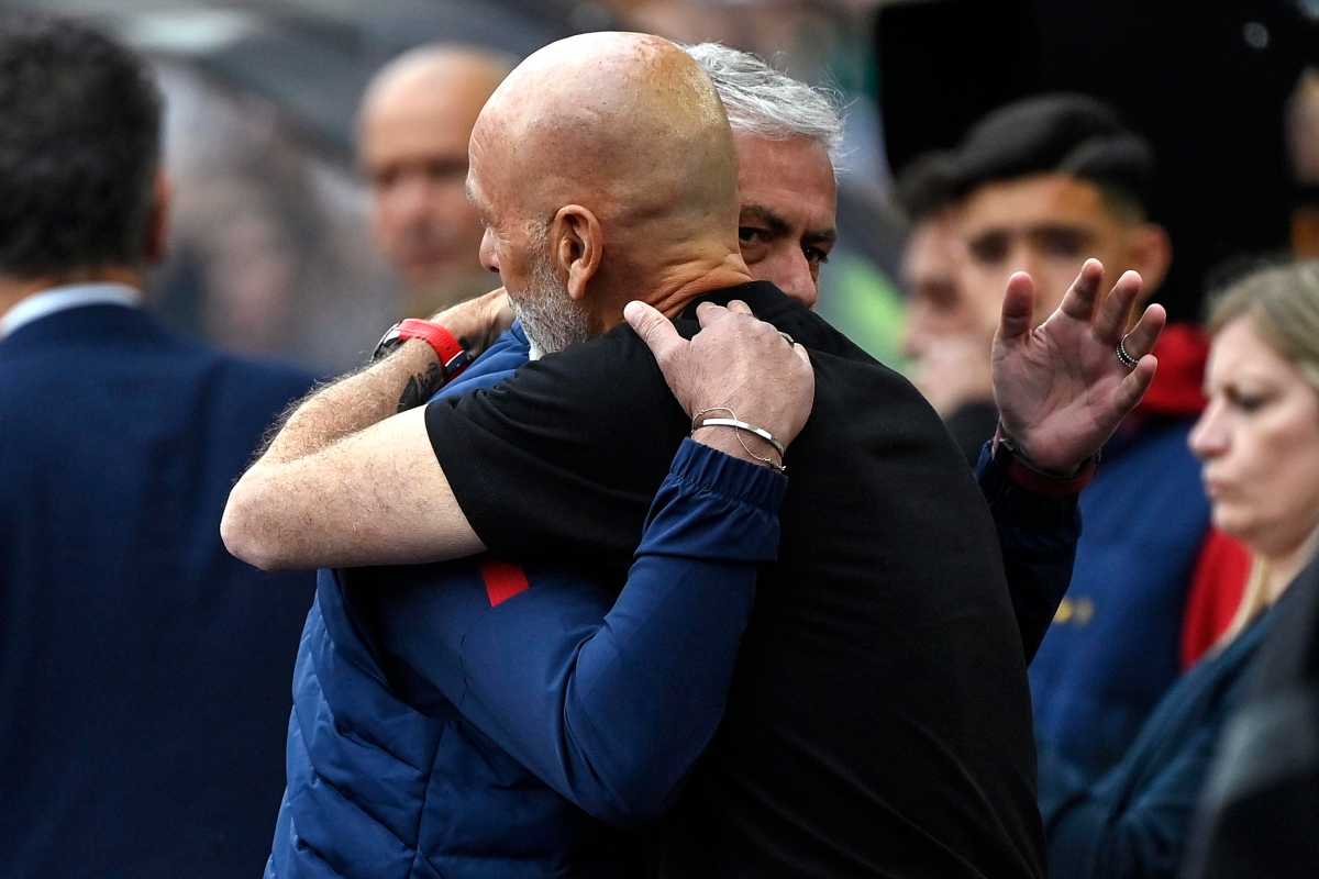 José Mourinho e Stefano Pioli, Roma-Milan. (ansa-tvplay) 20230901