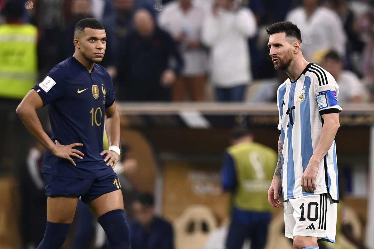 Mbappé con Messi al Mondiale