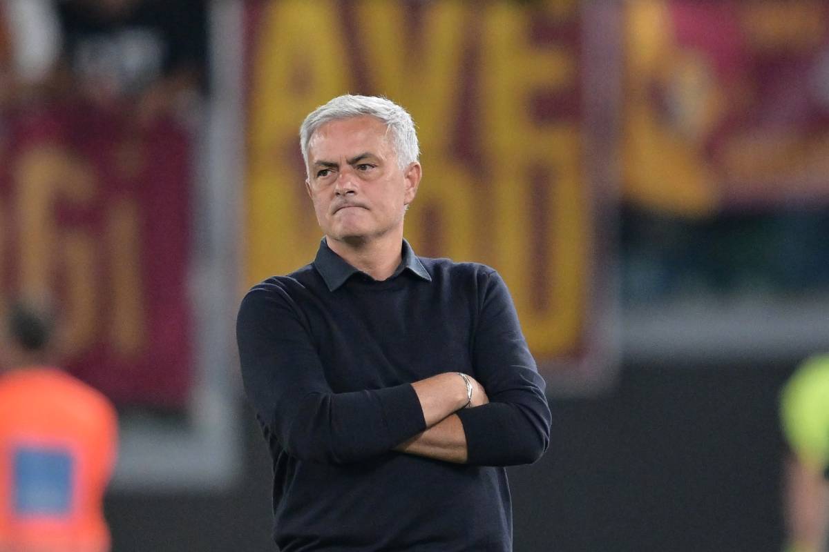 Mourinho pensieroso