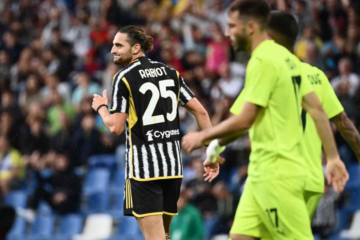 Rabiot in azione contro il Sassuolo