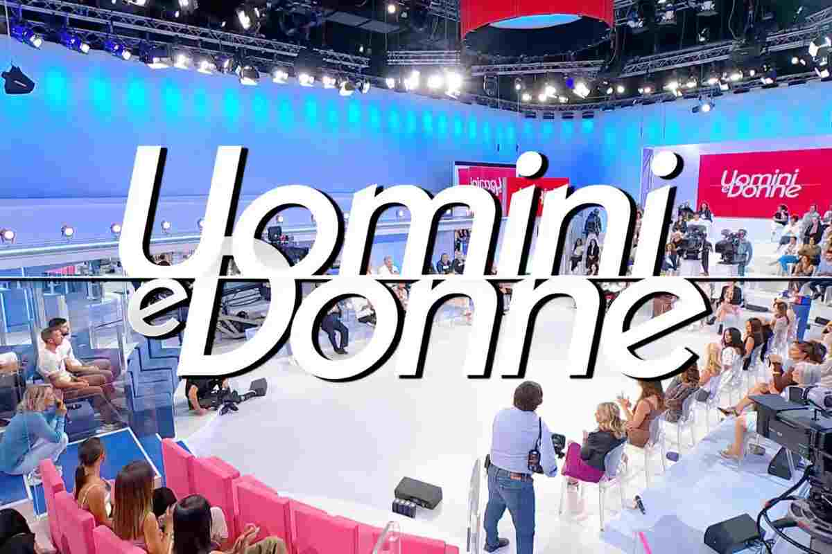 uomini e donne caos in studio