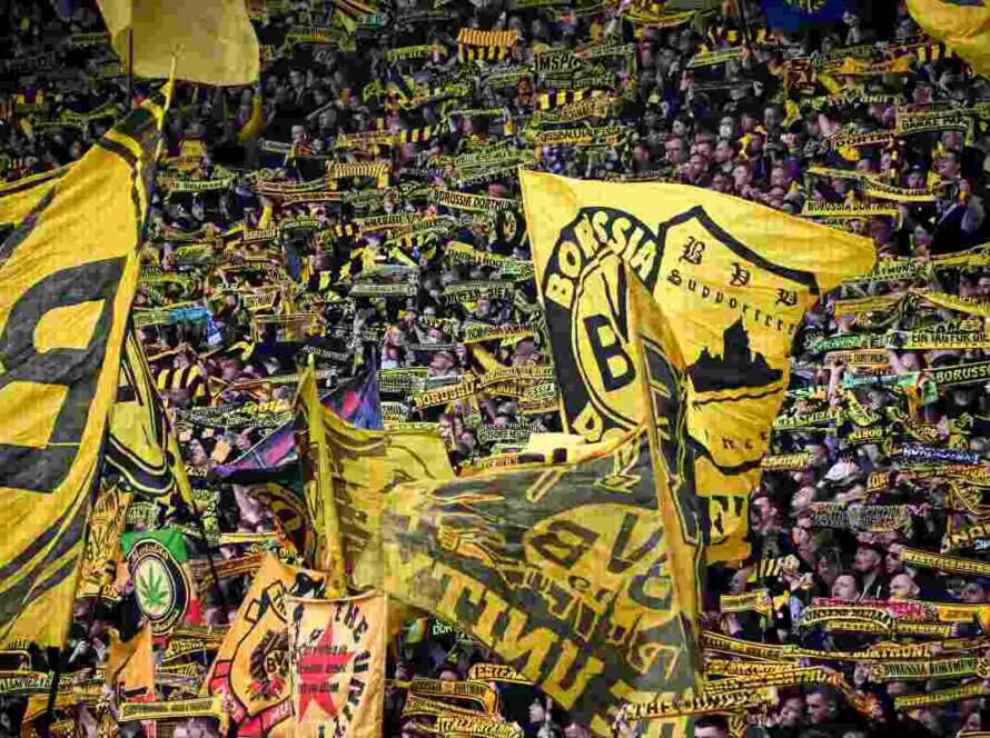 Borussia Dortmund-Milan, quando nasce il "Muro Giallo"
