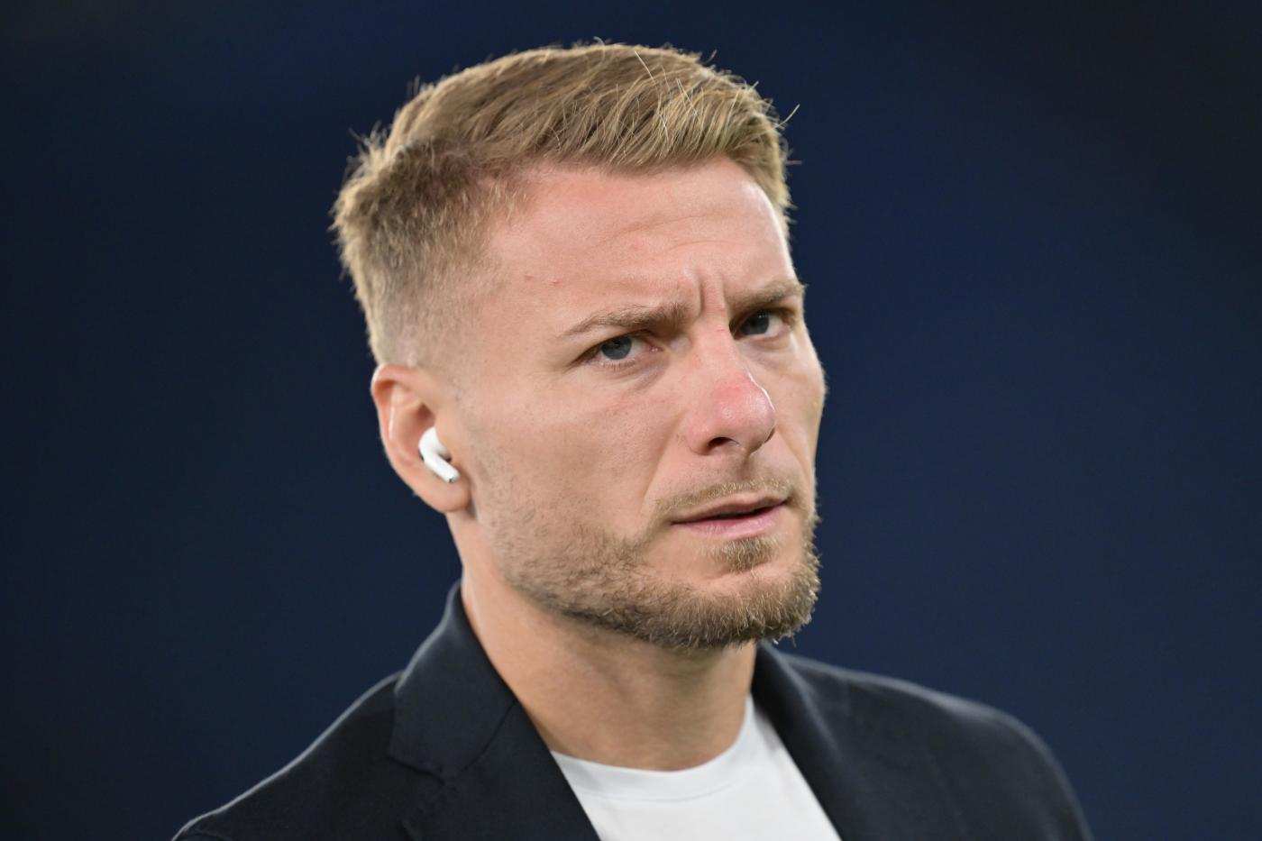 Immobile gesto social tifosi