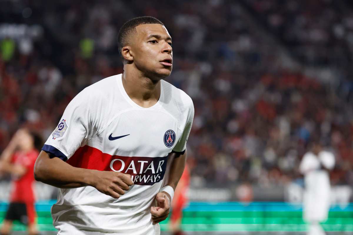 PSG, lo strano caso delle maglie più vendute