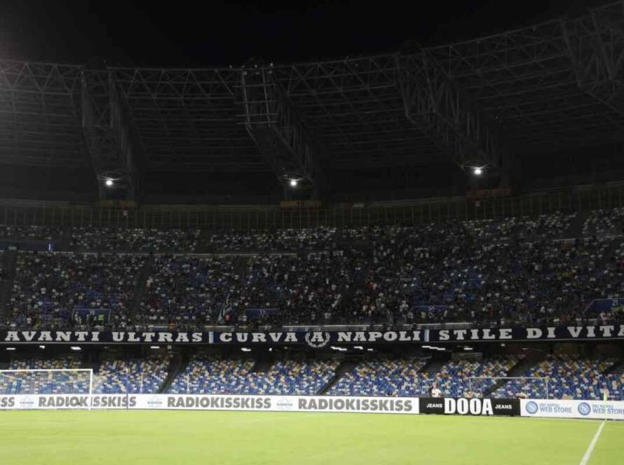 Napoli-Milan, c'è un morto allo stadio Maradona