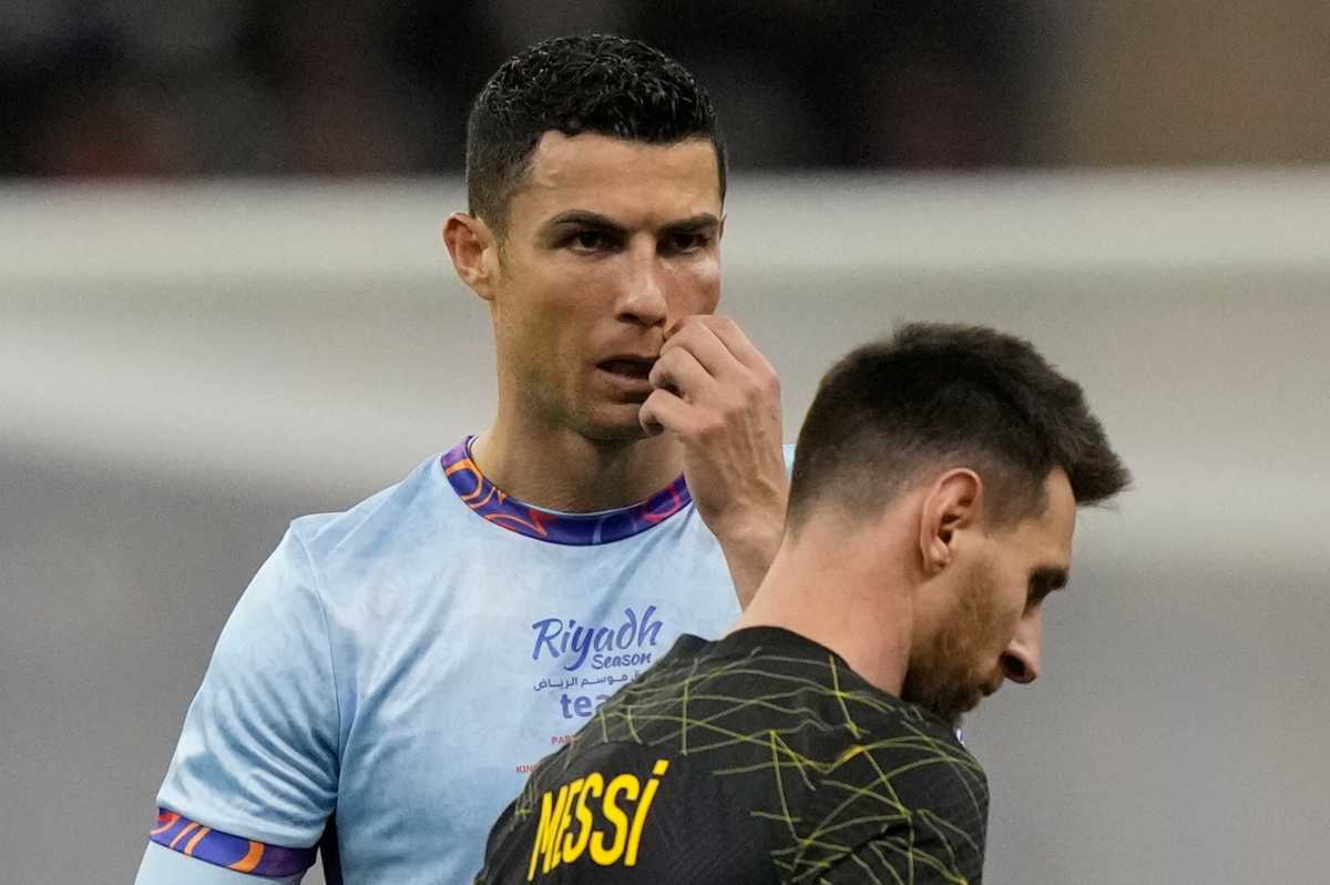 Ronaldo supera Messi