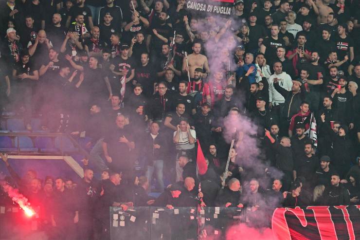 Scontri tifosi Milan PSG