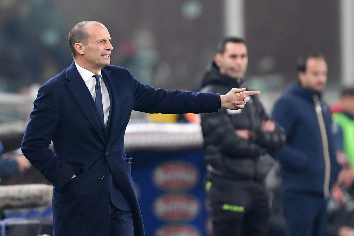 Calciomercato Juventus Allegri doppio addio