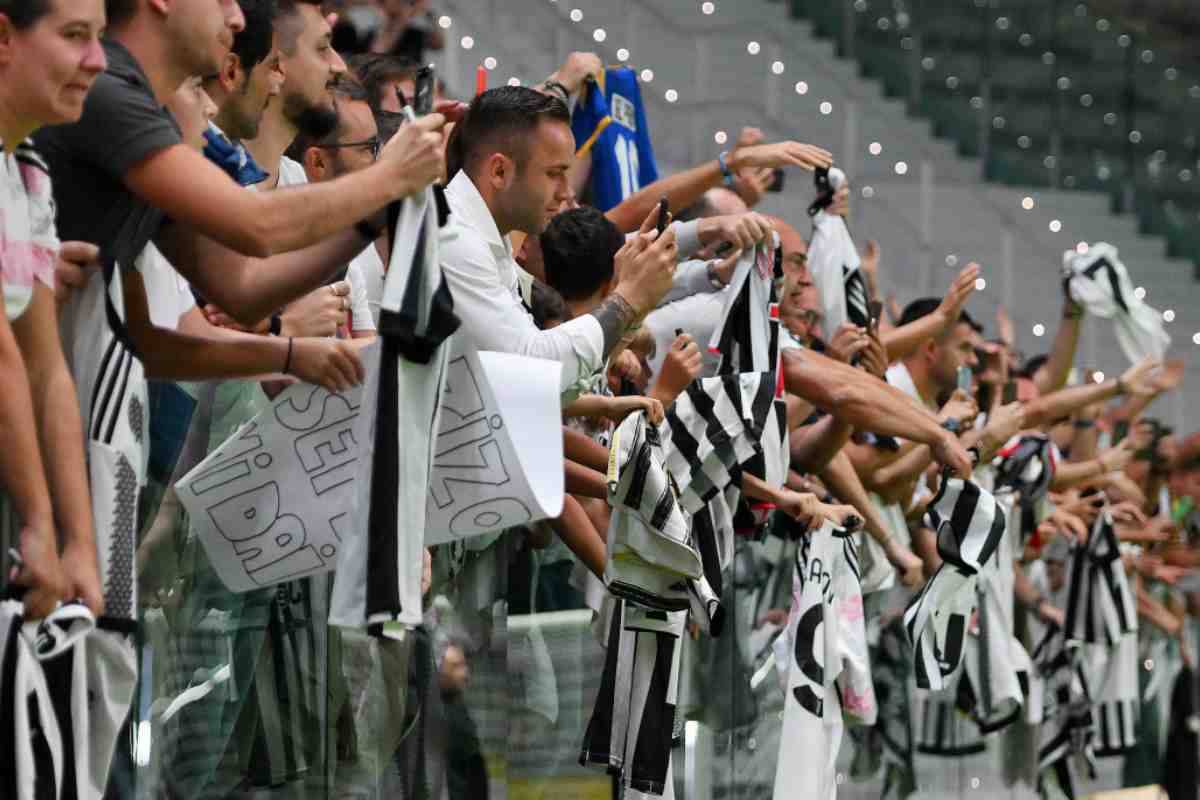 Mercato Juve addio Chiesa