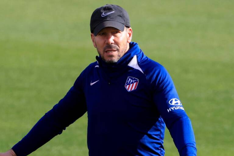 Simeone beffa Juve obiettivo mercato