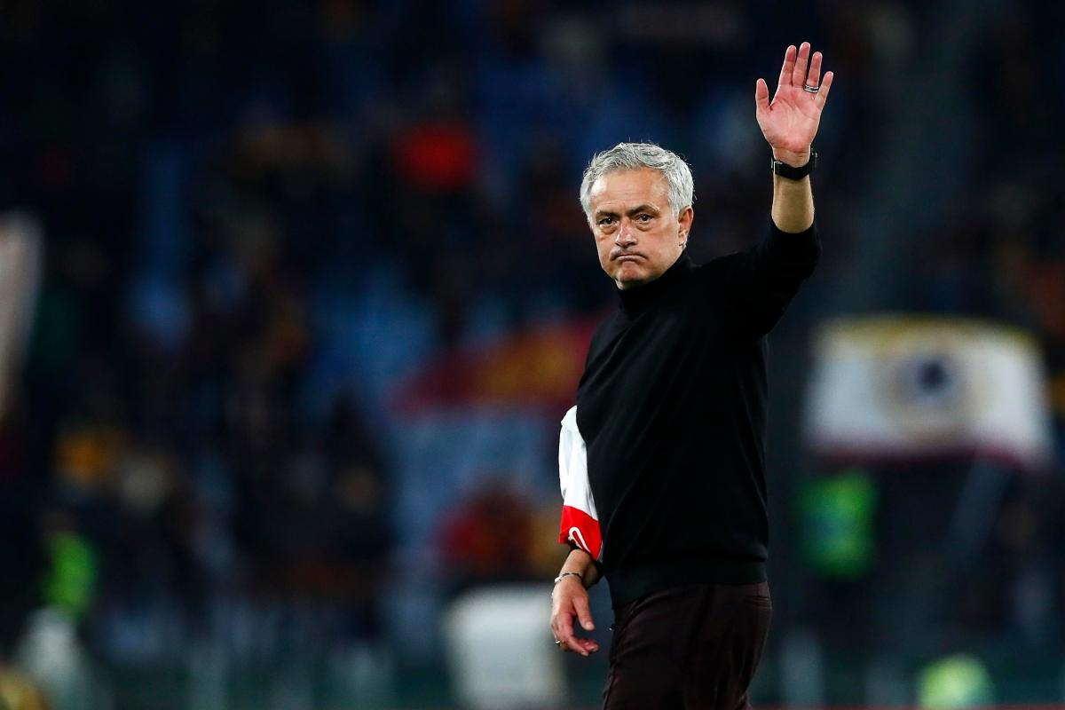 José Mourinho esonerato