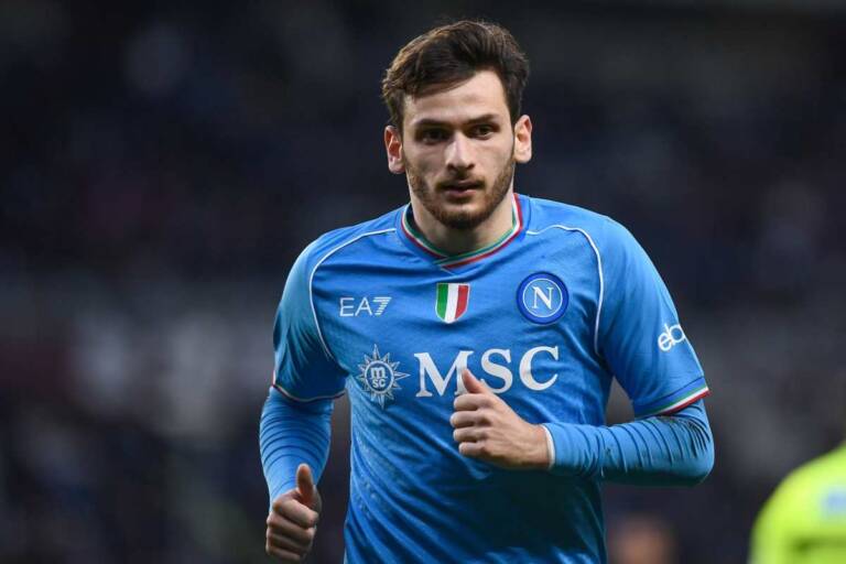 Kvaratskhelia, l'agente scuote il mercato: cosa ha detto