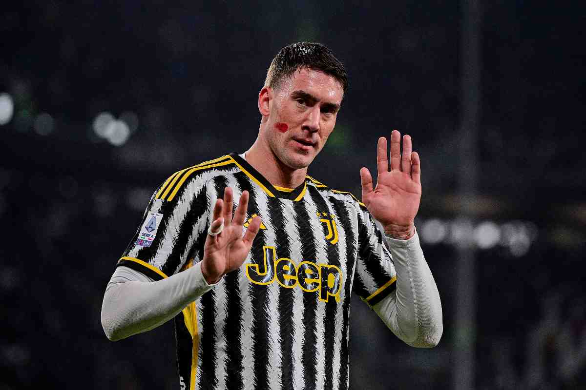 Vlahovic cessione Juve scambio