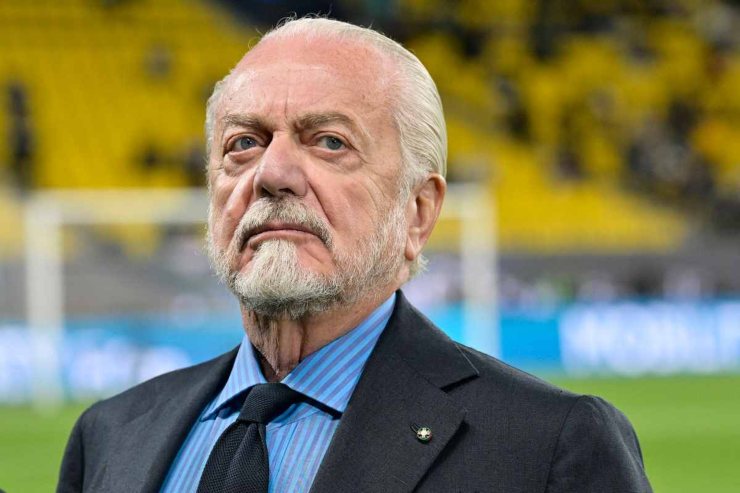 Napoli, il benvenuto di De Laurentiis a Calzona