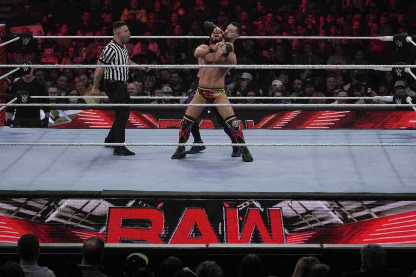 WWE, il grande wrestling dopo 6 anni torna in Italia: la data e i ...