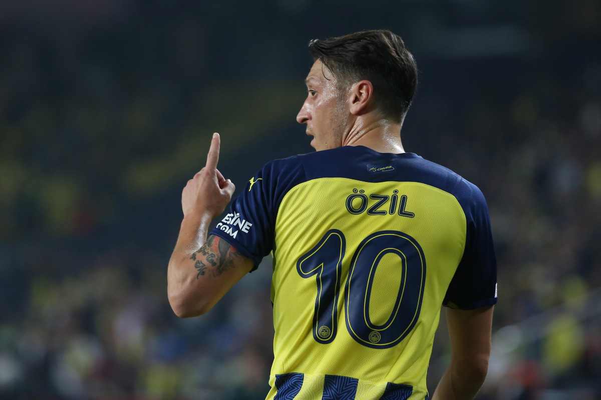 Ozil