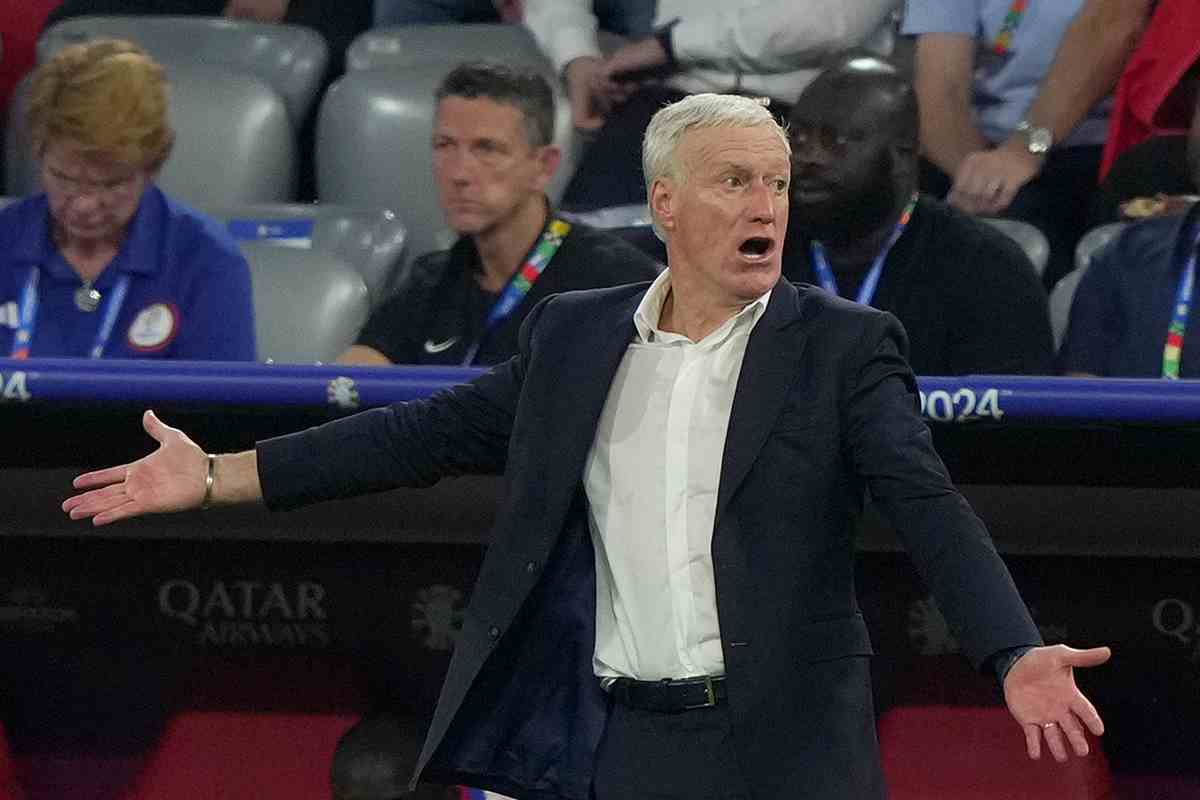 attacco alla Francia