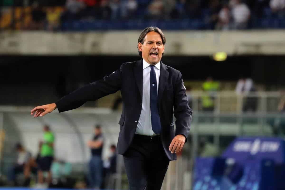 Simone Inzaghi si arrabbia in panchina