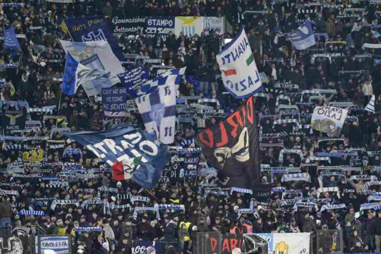 tifosi della Lazio stadio Olimpico