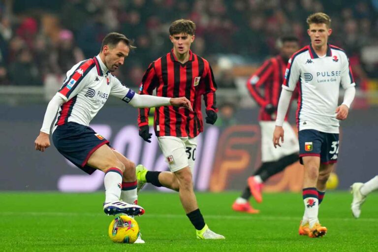 Mattia Liberali in campo in Milan-Genoa