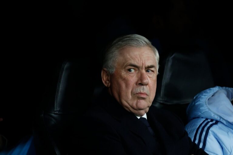 Ancelotti pensieroso