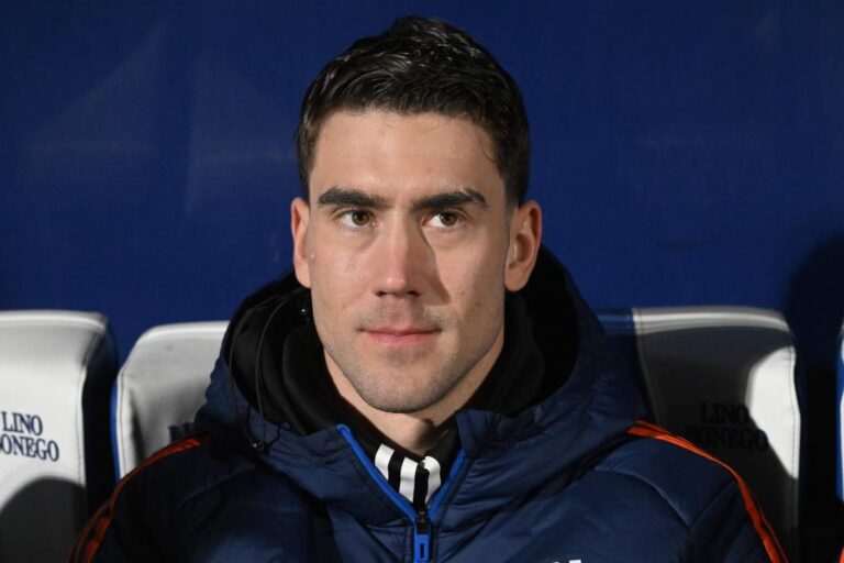 Vlahovic in panchina