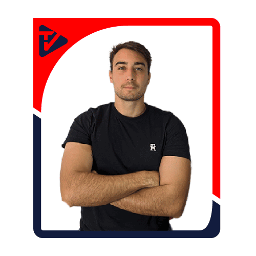Primo piano di Riccardo Meloni della Redazione di TVplay.it