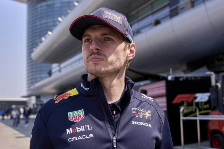 Un primo piano di Max Verstappen