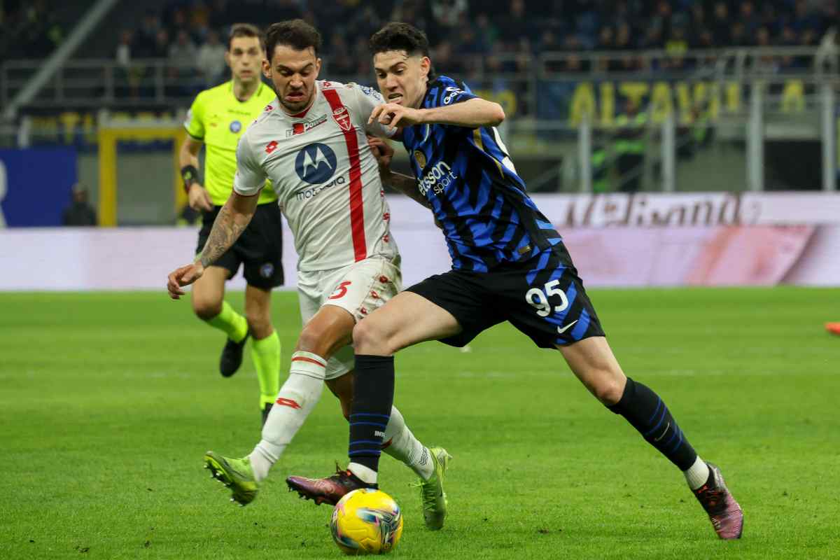 Bastoni con la maglia dell'Inter
