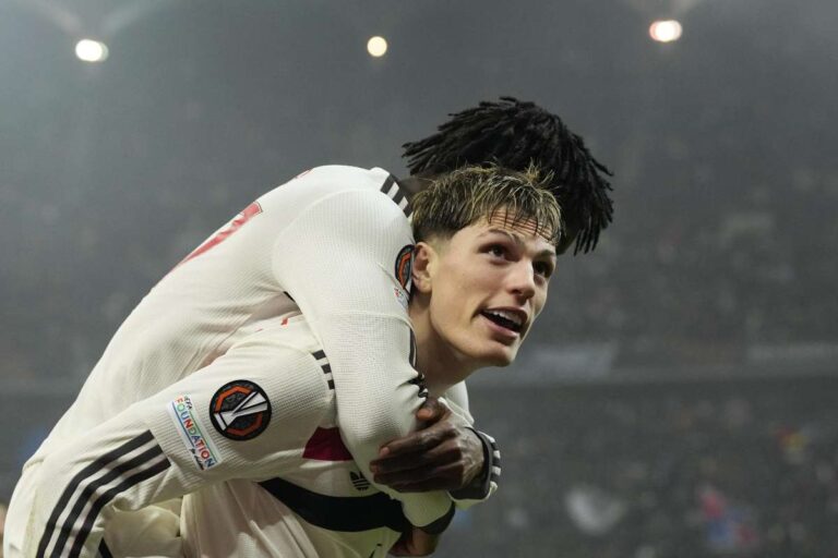 Garnacho col Manchester United