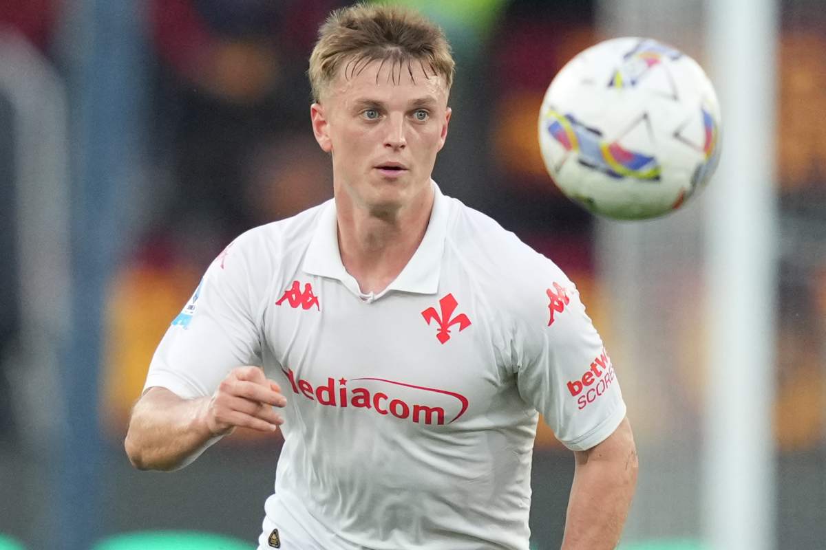 Albert Gudmundsson in campo