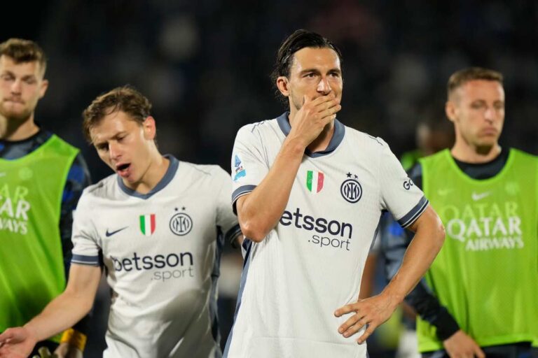 Giocatori dell'Inter delusi