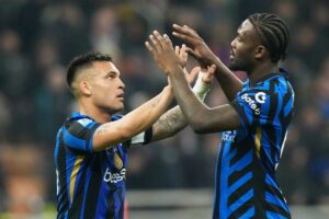 Lautaro Martinez e Marcus Thuram esultano