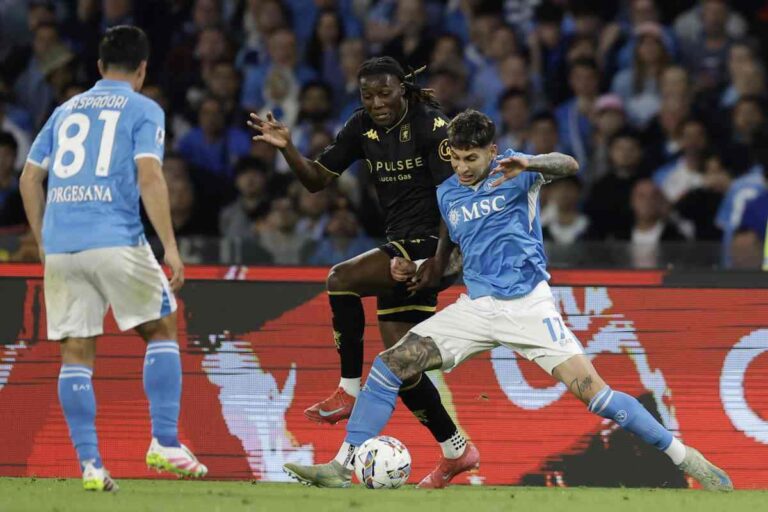 Olivera durante Napoli Genoa