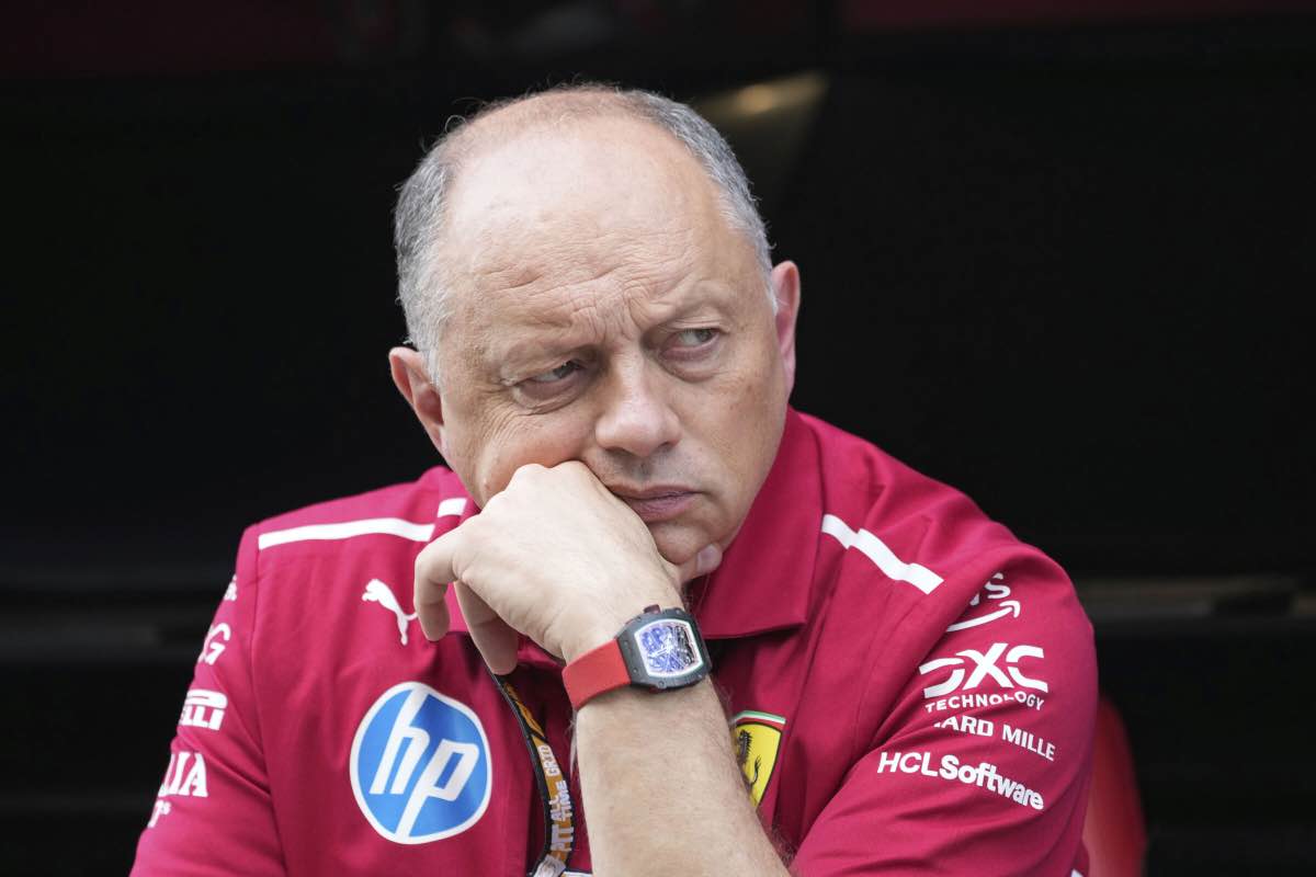 F1, Vasseur mette in guardia tutti: l’annuncio è arrivato dopo il podio di Leclerc F1, Vasseur mette in guardia tutti: l’annuncio è arrivato dopo il podio di Leclerc
