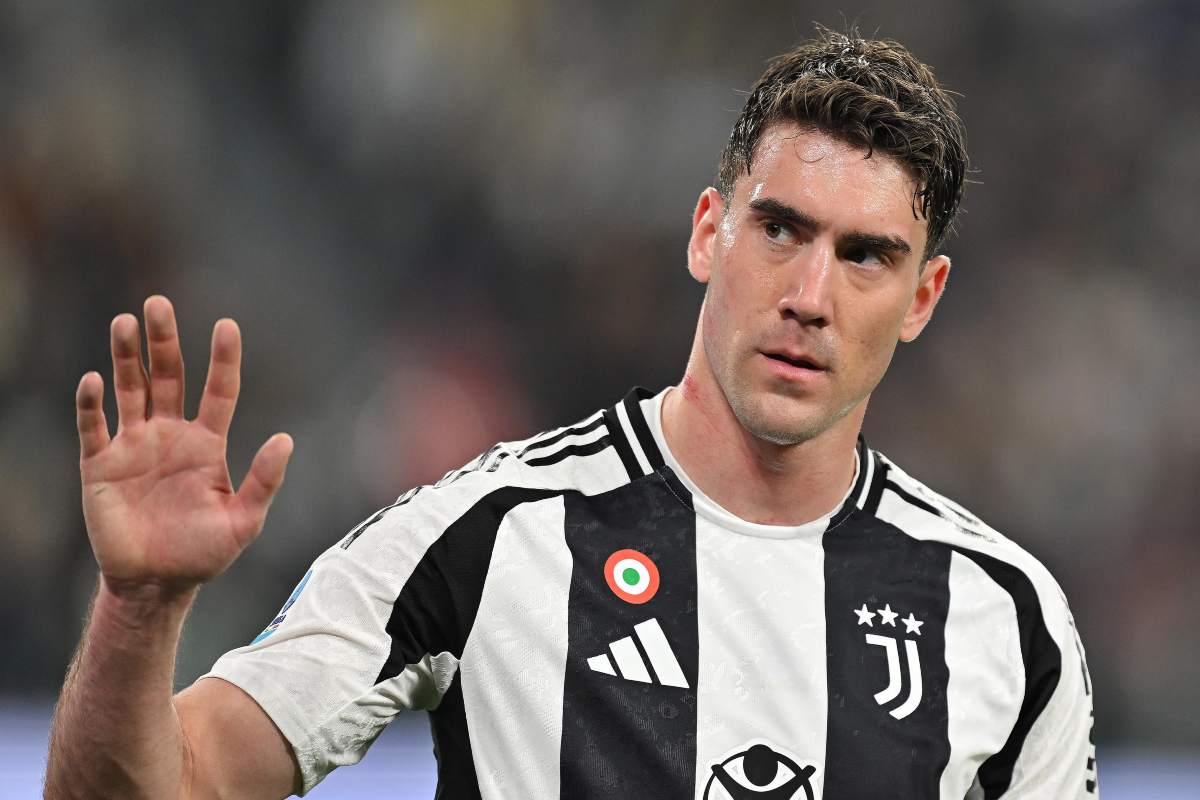 Addio Vlahovic, il sostituto è un big: doppio ribaltone Juventus Addio Vlahovic, il sostituto è un big: doppio ribaltone Juventus