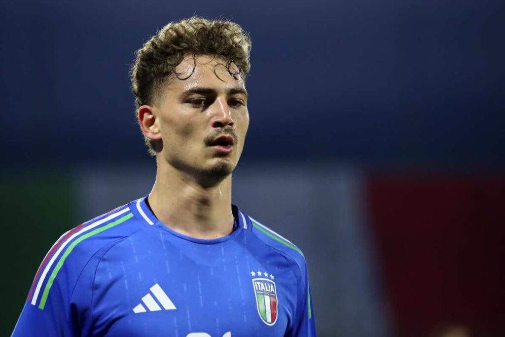 Sebastiano Esposito con la maglia dell'Inter Under 21