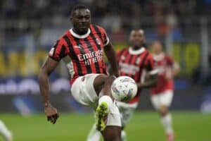 Fofana tenta un passaggio