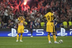 Calhanoglu in campo con Thuram