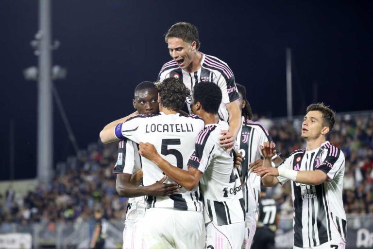 La Juventus esulta all'ultima giornata di campionato