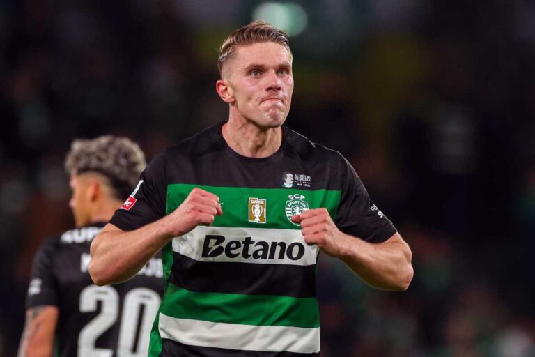 Gyokeres festeggia dopo un gol con la maglia dello Sporting Lisbona